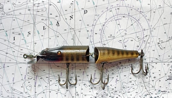 hooks_helping_reel_in.jpg